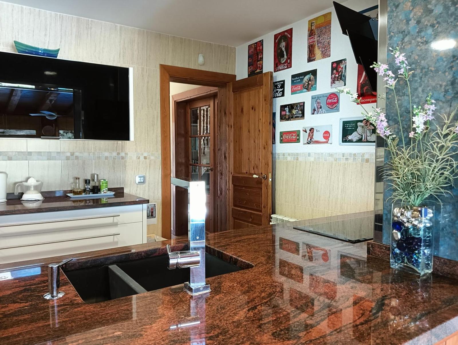 Villa Du Lac Speciale Pour Famille Avec Enfant Riudecanyes Dış mekan fotoğraf
